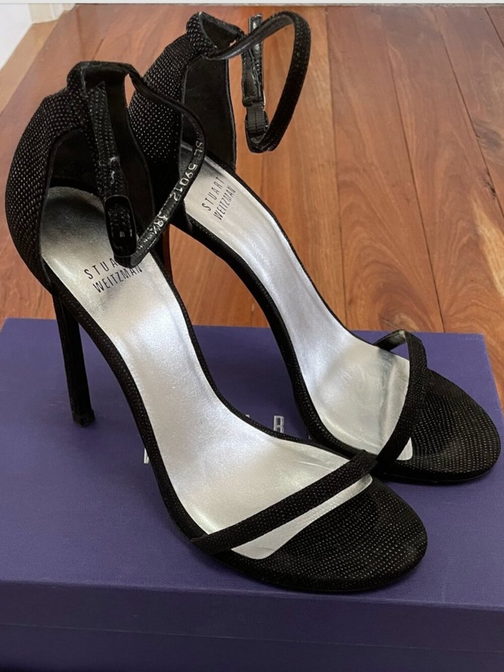 Stuart Weitzman Nudist Heels – Black